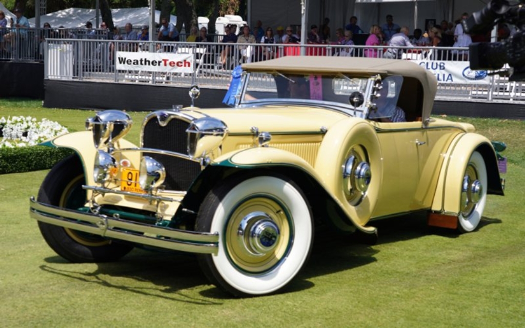 1930-Ruxton.jpg